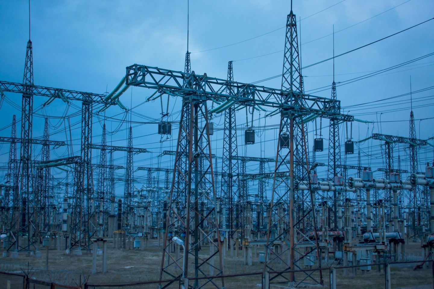 Air,Circuit,Breakers,,Disconnectors,And,High-frequency,Barriers,And,Other,Elements